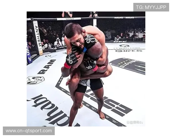 奇马耶夫升重挑战佩雷拉 第三个量级荣誉成新目标